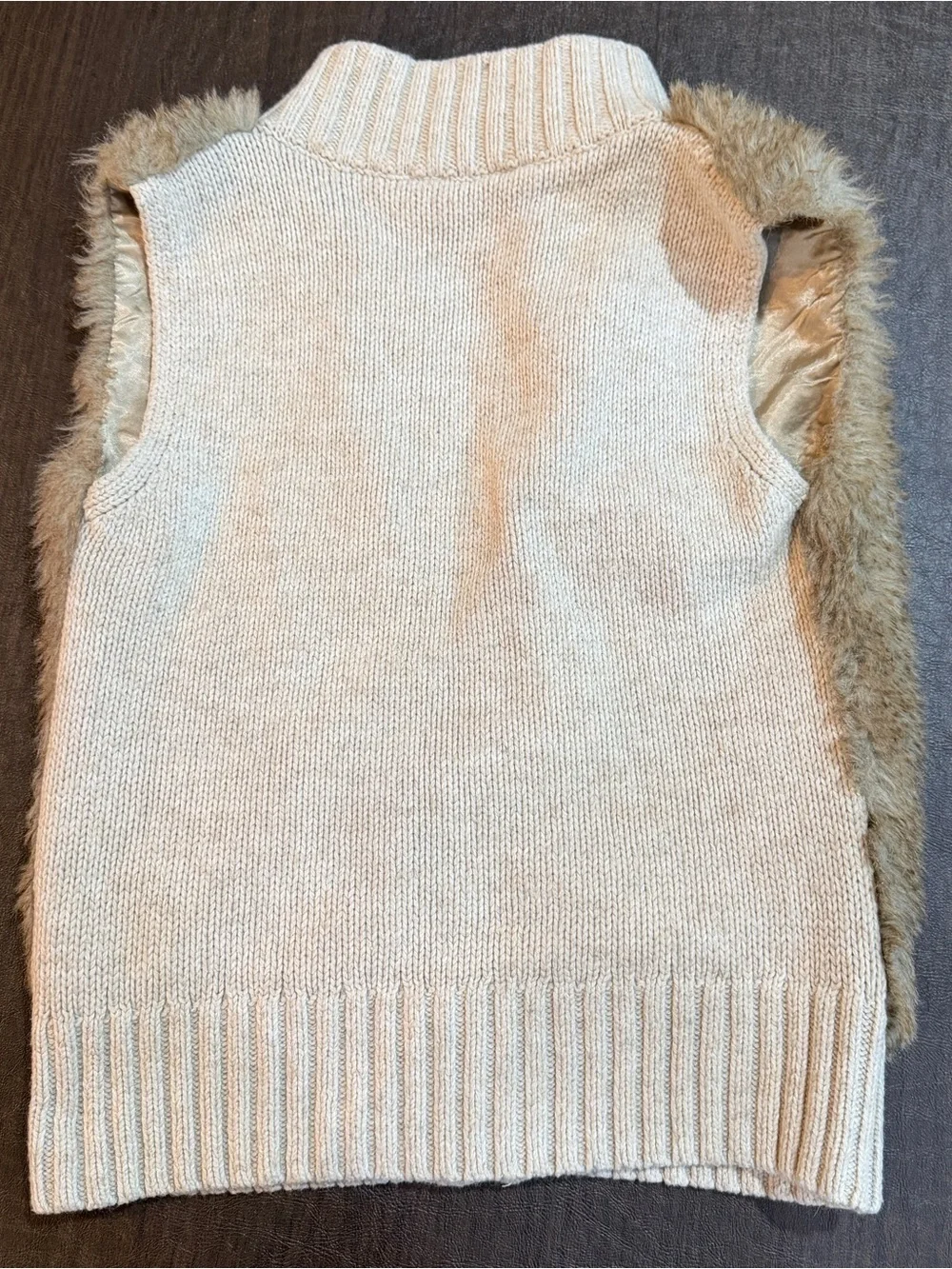 Gap Kids Girls Cozy Faux Fur Zip Vest in Beige Sz L